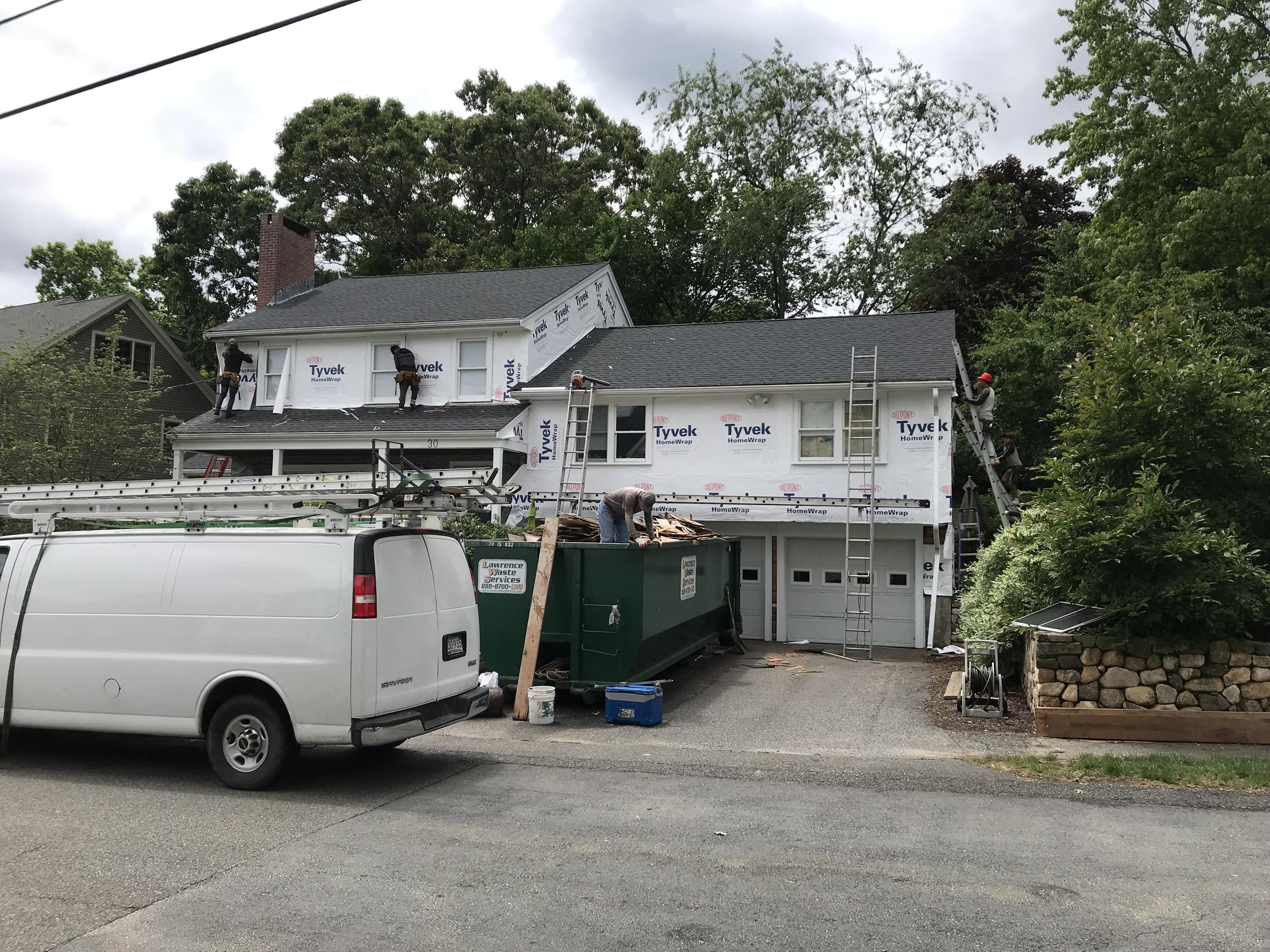 Vinyl siding repair and replacement